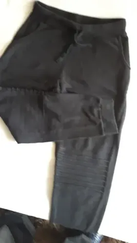 Calça Moletom Infantil c/ cordão Tam. 10 preta Marca Kyly seminova ótimo estado
