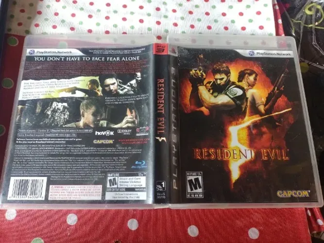 Resident Evil 5 + 6 Jogos Midia Fisica Para Playstation 3