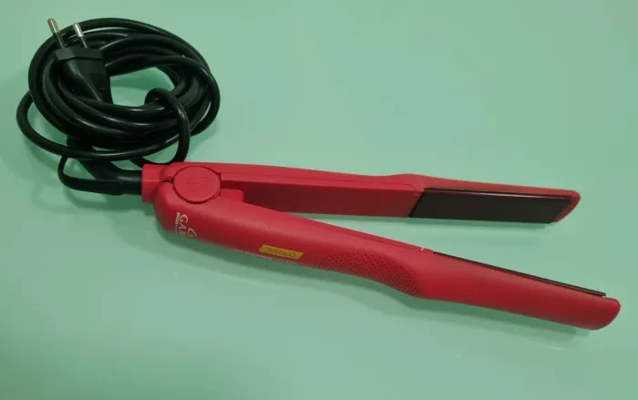 Prancha de Cabelo GAMA - Pro Ceramic Bella Cerâmica 210° BIVOLT