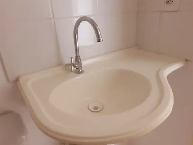 Vendo Pia Ideal Para Canto Nova Cor Creme