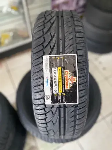 Pneu REMOLD CRYSTONE 185/65r15