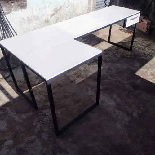 Mesas de centro, mesas em L estilo industrial