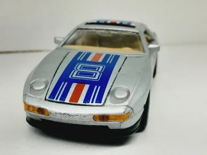 Miniatura Porsche 928 Sunnyside 1/32
