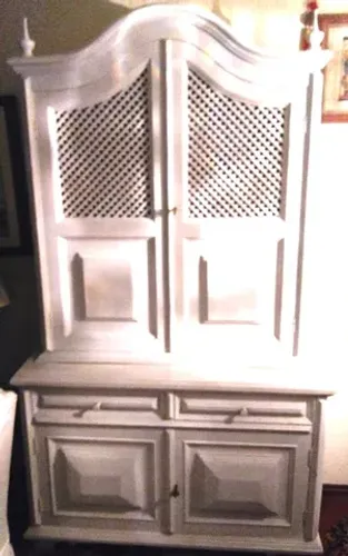 Arca e Oratório em estilo Colonial Laqueadas Branco !