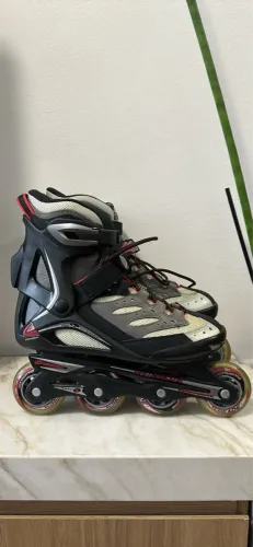 Patins Rollerblade em ótimo estado!