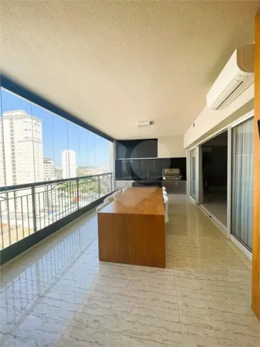 Apartamento à venda com 3 suítes no condomínio Unico Campolim, Sorocaba - SP