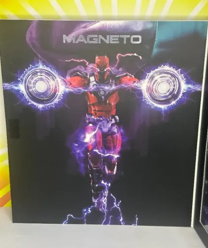 Marvel Fighting Armor Magneto Boneco