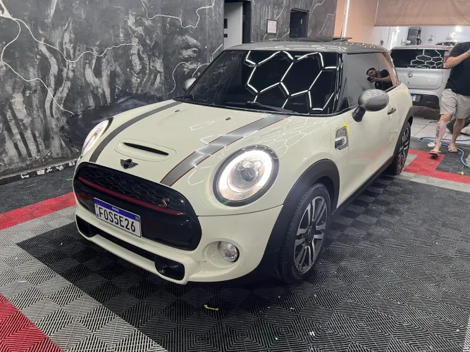 Mini Cooper S Seven 2.0 Turbo 2018 (35mil km Rodados)  32 mil abaixo da Fipe 