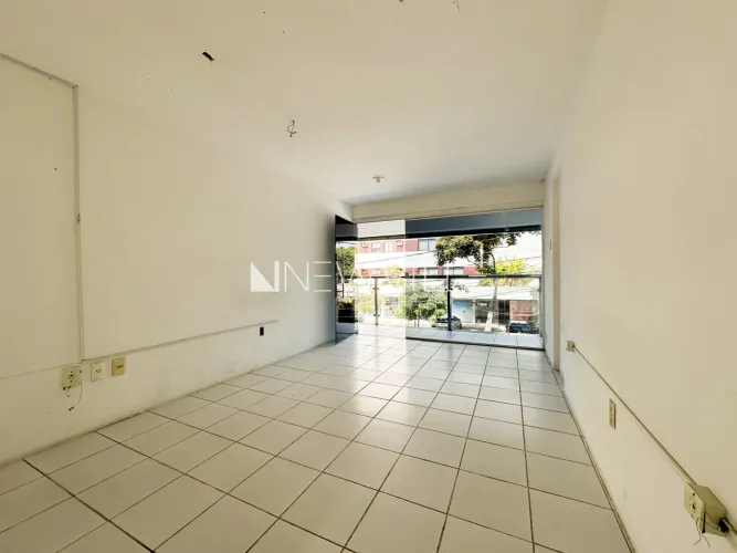 Sala para locação em Piedade