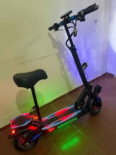 Scooter elétrico novo