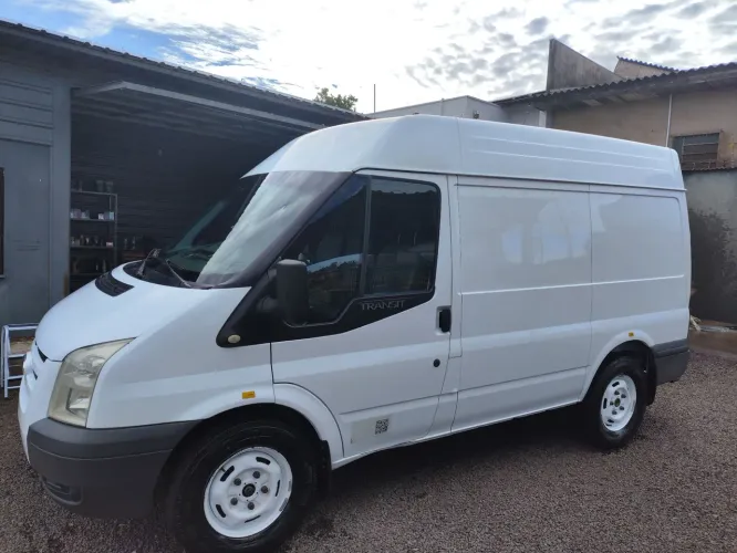 Trânsit 2011 furgão curto, 2.4, com 6 marchas