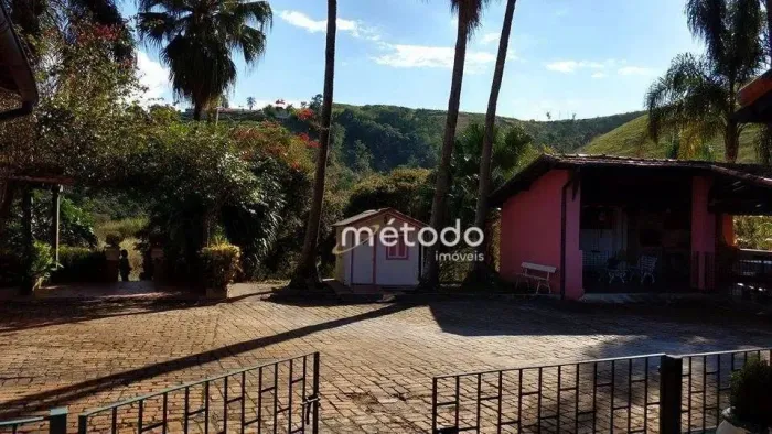 Sítio com 3 quartos à venda, 677600 m² por R$ 5.300.000 - Bairro Itapema - Guararema/SP