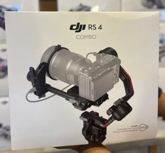 Lacrado Estabilizador DJI RS4 Combo
