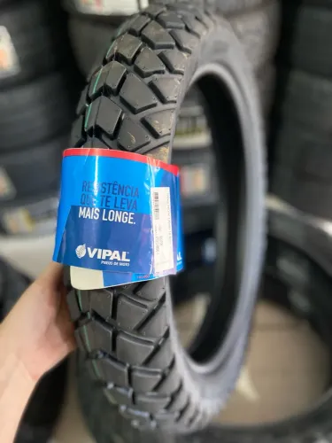 Pneu traseiro Vipal 110/90r17