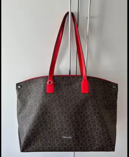 Bolsa calvin Klein grande- NOVA
