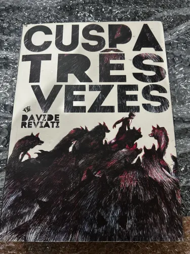 Hq Cuspa Três Vezes
