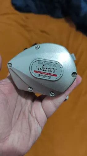 Carretilha Shimano GT1000