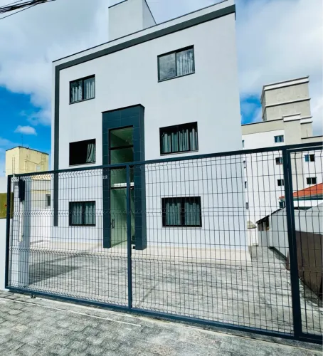 Estúdio/ kit, UFSC, Carvoeira, com água, luz e internet