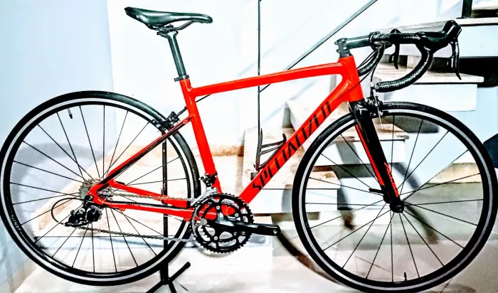 Specialized(52) ALLEZ c\NOTA, SRAN Rival 10v(18x). Trocas 8k