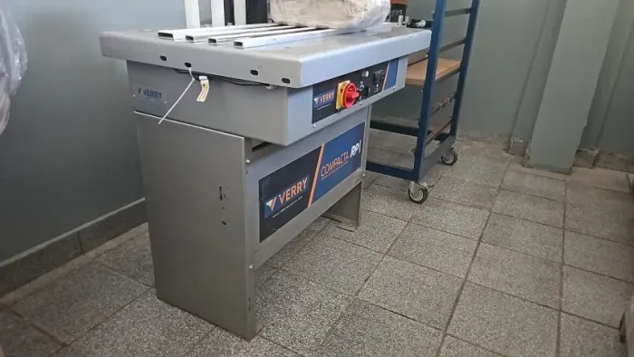Coladeira de borta Compacta RP (mesas prolongadoras não inclusas)