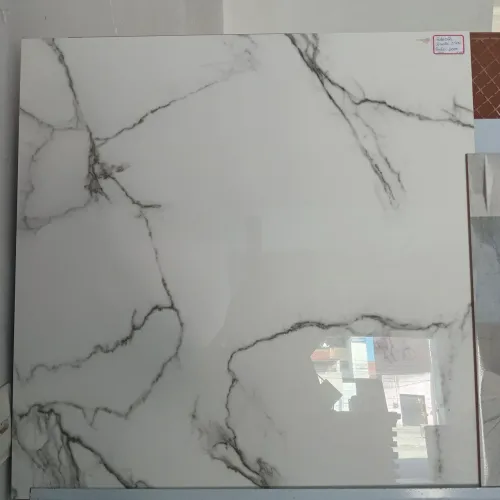 Cerâmica retificada Calacata Polido 82x82cm