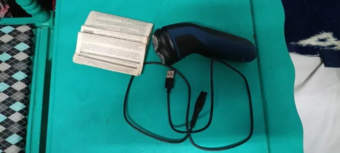 barbeador philips 1000 series semi novo