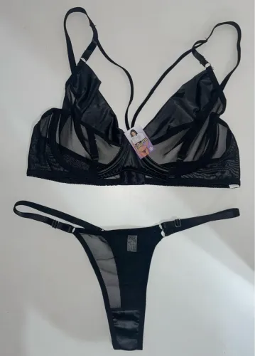 BLACK FRIDAY Conjunto de lingerie preto