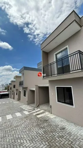 Casas em um condomínio fechado, com 76,5 m²!