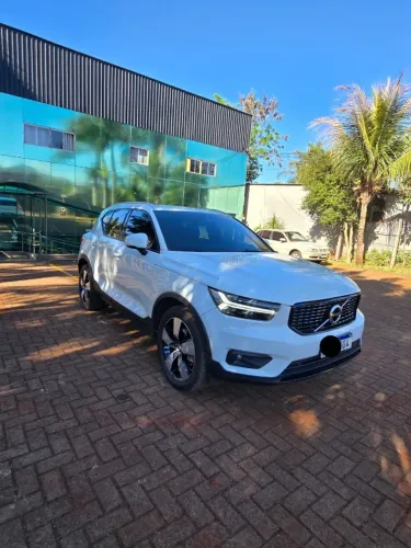 VOLVO XC40 - 2020 - BRANCA