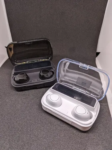 Fones de ouvido M10 TWS sem fio com estojo carregador