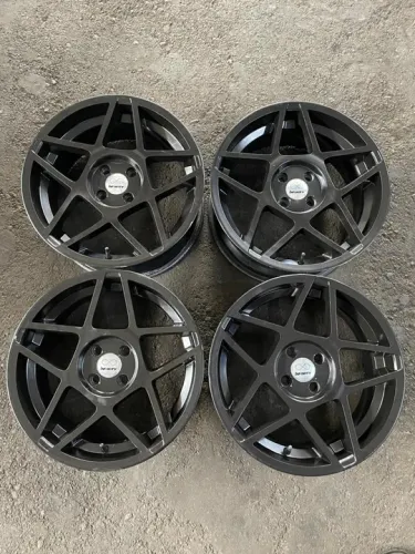 Rodas de liga leve Infinity aro 17 tala 8 furacão 4x100