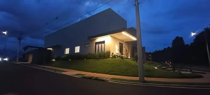 Casa Condomínio, Vende-se, Damha 3, Uberaba-MG.