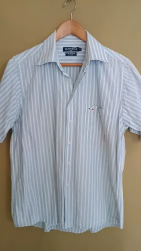 2 camisas masculina  por 50 reais 