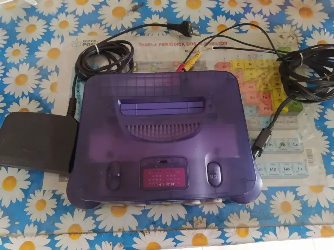 Nintendo 64 Console Transparente Roxo com Everdrive