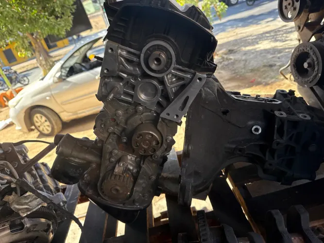 Motor sandero logan clio 1.0 16v