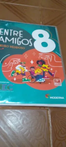 Livro didático de religião 8 ano