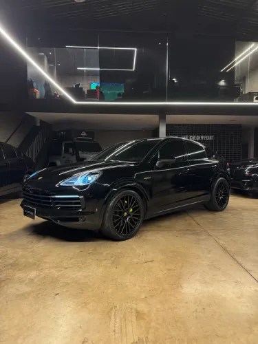 Porsche Cayenne Coupe Platinum ED. 3.0 (híbrido) 2023