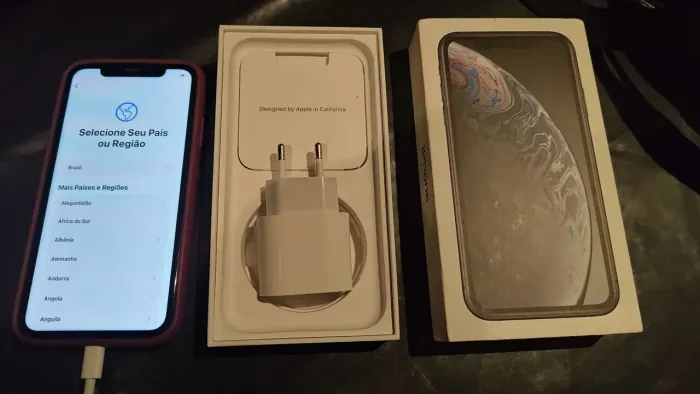 iPhone XR 64 muito novo 