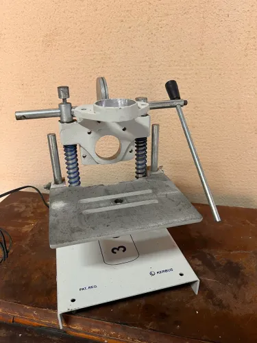 Suporte Universal para Furadeira Manual 3 em 1 Kerbus