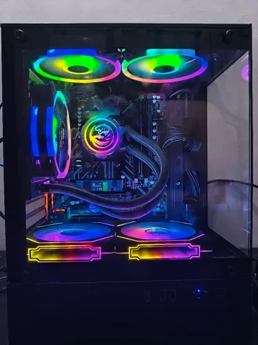 Vendo Pc Gamer Ryzen 5600GT 8GB