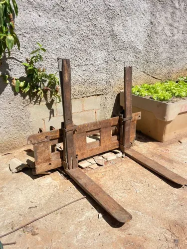 Garfo de empilhadeira para retro