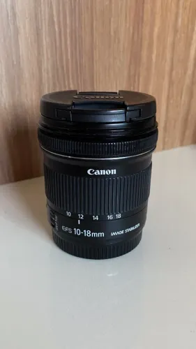 CANON EF-S 10-18mm f/4.5 - 5.6 IS STM