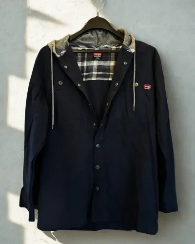 Camisa com capuz Wrangler