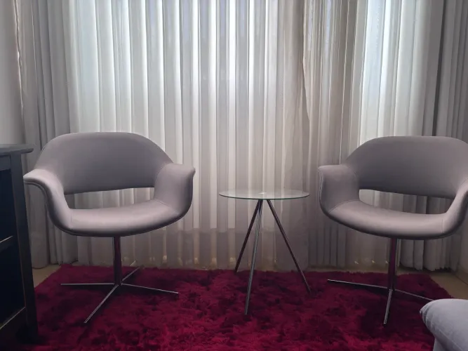Poltronas giratórias tok stok