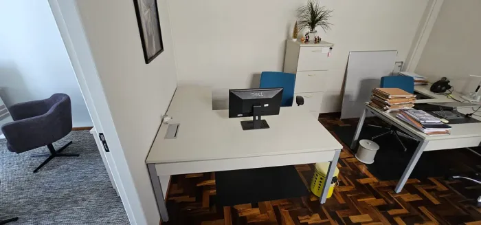 2 Mesas para escritório em L