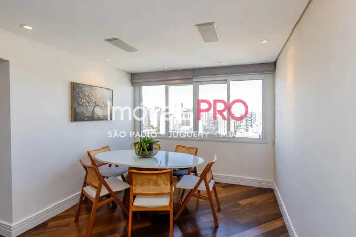 Apto reformado de 80m² com 2 dorm e 1 vaga no Cerqueira Cesar (Pinheiros) prox. do metrô