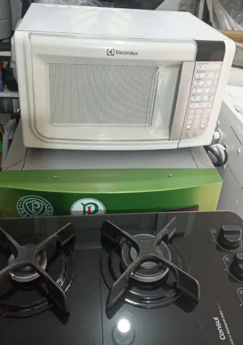 Microondas Electrolux 31L