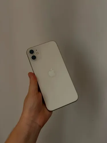 iPhone 11