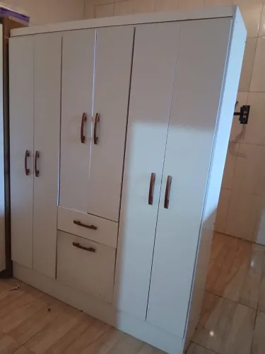 Guarda roupa infantil 