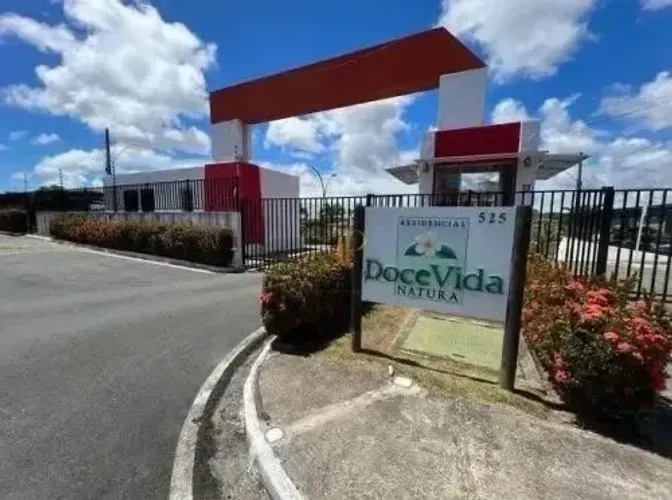 ALUGA-SE OU VENDE APARTAMENTO NO CONDOMÍNIO DOCE VIDA NATURA!
